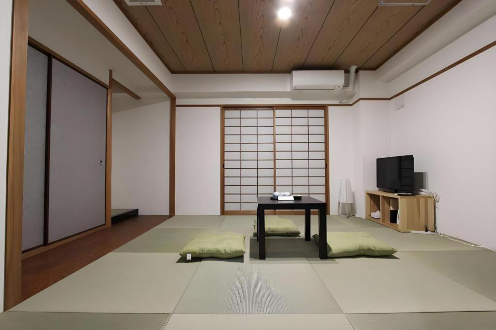 Rozy Hotel Namba Ōsaka Exterior foto